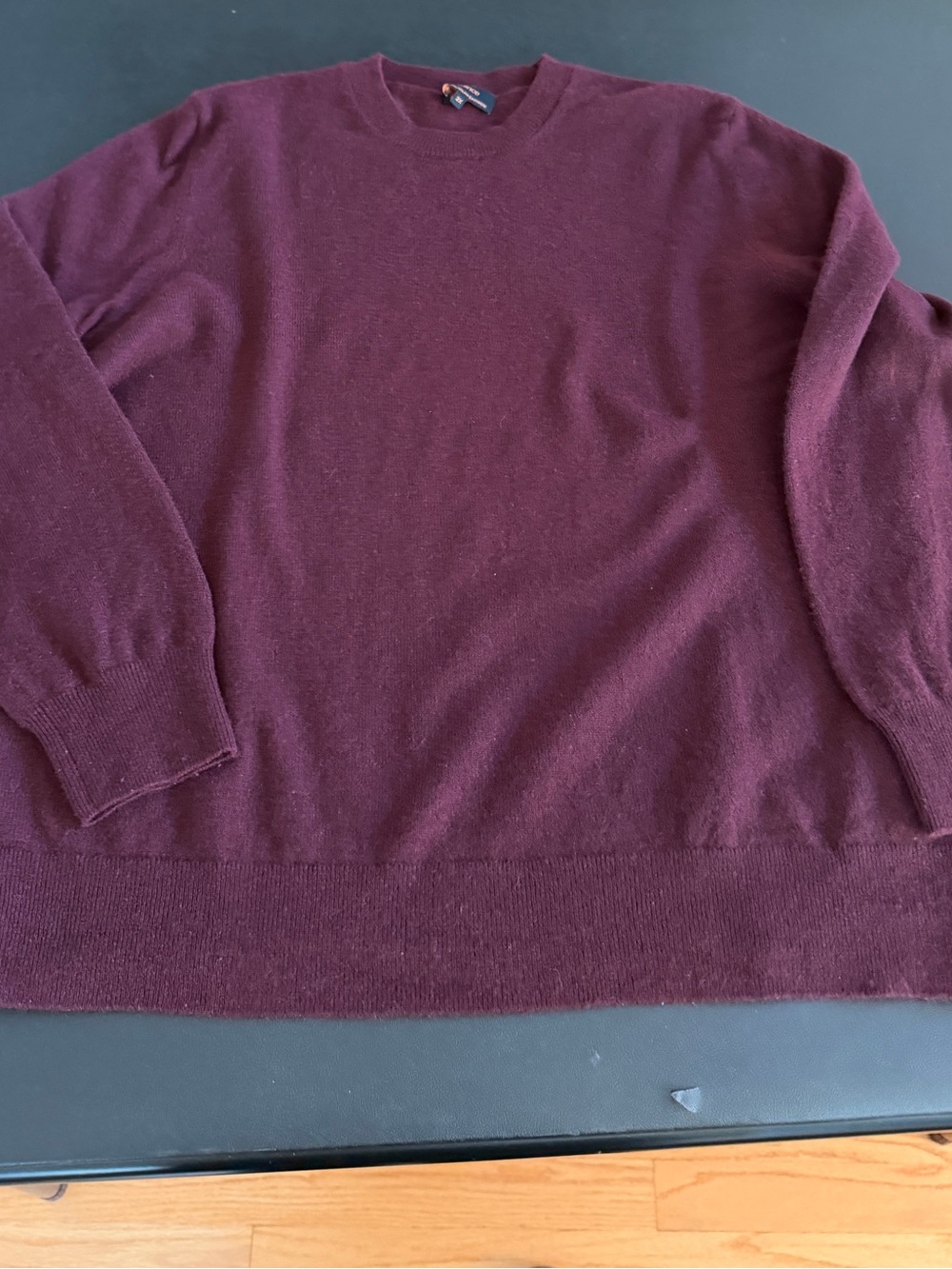Quince Cashmere Women’s Crewneck Sweater in Burgundy
